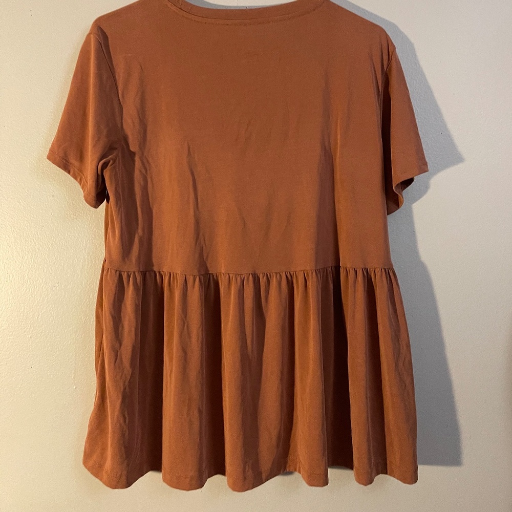 American Eagle Flowy Top